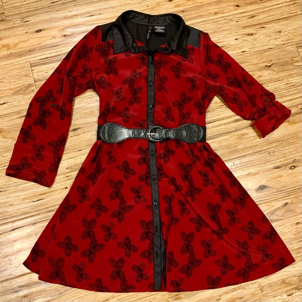 Girls medium vintage long/quarter sleeved dress